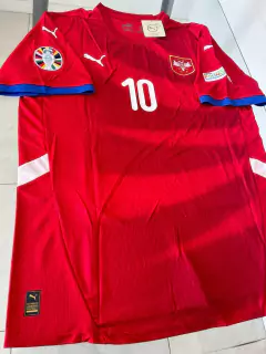 Camiseta Puma Serbia Roja Tadic 10 2024 2025 Parches Euro en internet