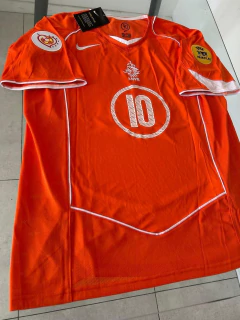 Camiseta Nike Holanda Retro Titular Van Nistelrooy 10 2004 2005 - Roda Indumentaria