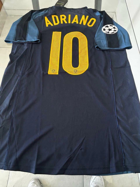 Camiseta Nike Inter Retro Suplente Tercera Adriano 10 2004 2005 - comprar online