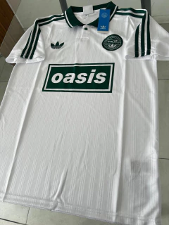 Camiseta adidas x Oasis Tour 2025 Global Tour Verde en internet