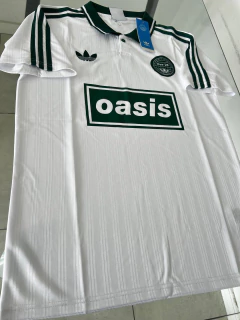Camiseta adidas x Oasis Tour 2025 Global Tour Verde - Roda Indumentaria
