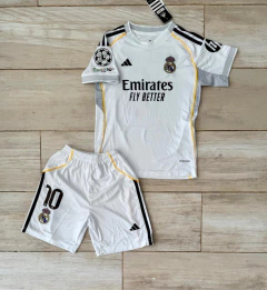 Kit Niño Camiseta + Short Real Madrid Titular Mbappe 10 2025 2026 en internet