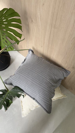 ALMOHADÓN TRAMA GRIS 60x60 - comprar online