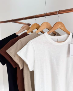 REMERA LISA (8538) - comprar online