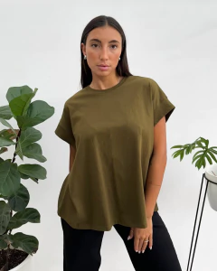 REMERA ILARIA (8850) - Turia 