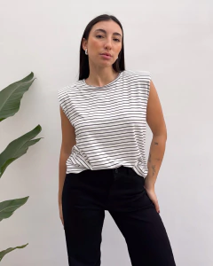 REMERA DOMINIC RAYADA (9075)