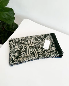 PASHMINA ARABESCOS (8628) en internet