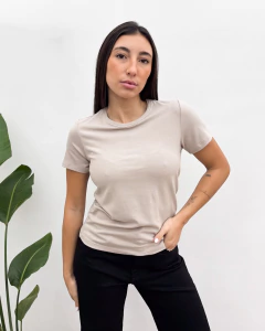 REMERA TEODORA (8943)