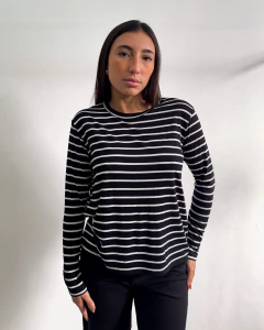 REMERA RINA (8501) en internet