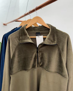 BUZO NATHAN (8945) en internet