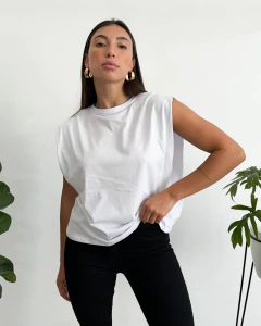 REMERA PETRA (8724)