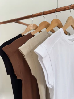 REMERA HOLLY (8558) - comprar online