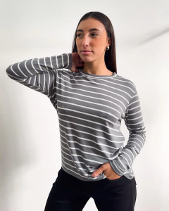 REMERA RINA (8501) en internet