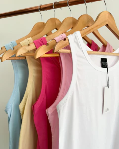 Imagen de MUSCULOSA BECCA ALGODON (8633)