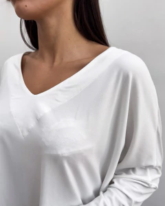 Imagen de REMERA DIANA GAMUZADA (8934)