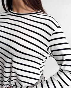 Imagen de REMERA RINA (8501)