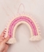 Enfeite de porta Macramê Arco-íris rosa e cru MAC003