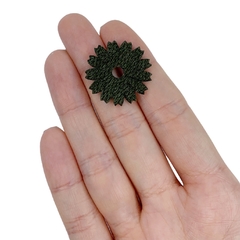 Aplique Margarida Estilo Tricot Miolo Vazado Verde Militar - 5 unidades - comprar online