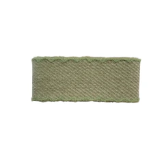 Fita Veludo Trabalhado Borda Escalope Pelinho (38mm) - ApliqueMe | Apliques incríveis para seu artesanato!