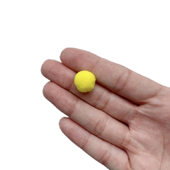 Pompom Médio Amarelo (15mm) - 20 unidades - ApliqueMe | Apliques incríveis para seu artesanato!