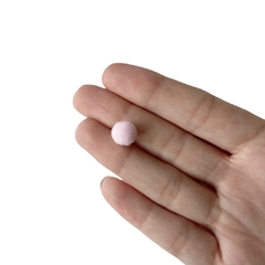 Pompom Pequeno Rosa Bebê (10mm) - 6 gramas - ApliqueMe | Apliques incríveis para seu artesanato!