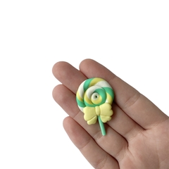 Aplique Pirulito Estilo Biscuit Verde e Amarelo (Copa) - 2 unidades - comprar online
