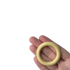 Argola de Madeira Marfim (5cm) - 2 unidades - comprar online