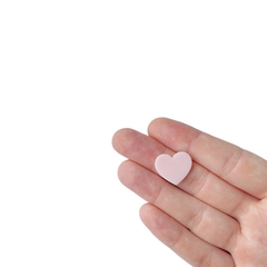Aplique Coração Acrílico Rosa Bebê (2cm) - 5 unidades - comprar online