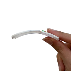 Aplique Coelhinha de Óculos Sentada Cenoura Curvado Acrílico