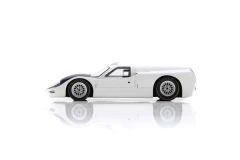 Miniatura Ford Gt40 J-car - B. McLaren - Daytona 1967 - 1/43 Spark