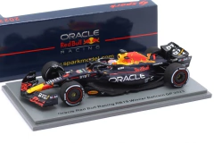 Miniatura Red Bull RB19 #1 F1 - M. Verstappen - GP Bahrain 2023 - 1/43 Spark