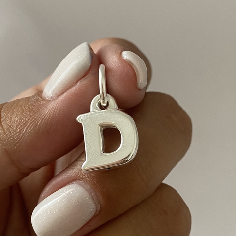 DIJE PLATA INICIAL LETRA "D" (cod 13410) - comprar online
