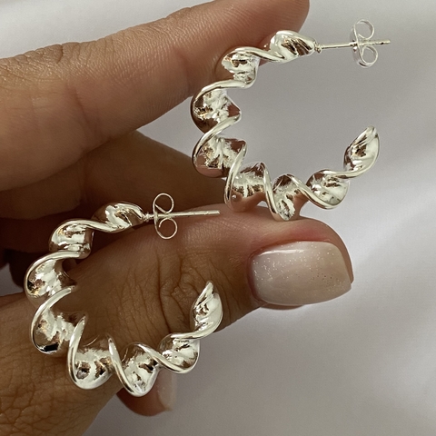 Semi argollas acero blanco par (cod 18242)