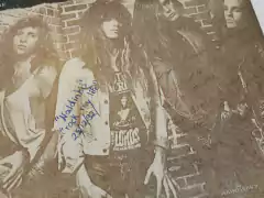 SKID ROW - SKID ROW (BIG GUNS) na internet