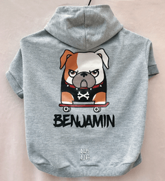 Agasalho Moletom Cor Cinza Mescla Personalizado com Nome e Mascote Bulldog Skatista