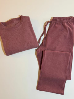 Conjunto Darlon Bordo en internet