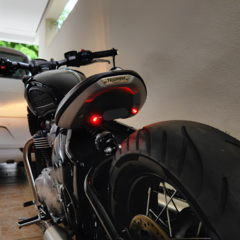 Kit Relocador de Luzes Traseiras - Triumph Bonneville Bobber