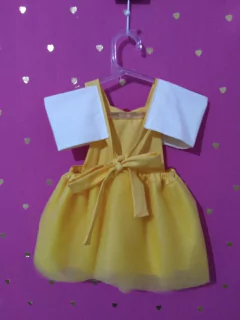Vestido a Bela e a Fera na internet