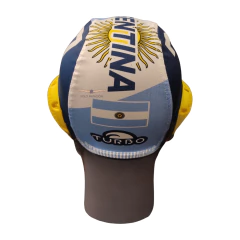 GORRA DE WATERPOLO TURBO ARGENTINA COUNTRY JUGADOR NÚMERO 11 en internet