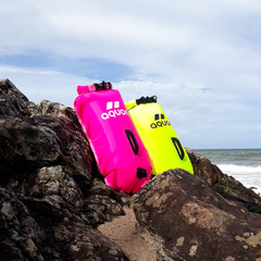 BOYA AQUON DRY BAG 28 LITROS FUCSIA - SOLO NATACIÓN