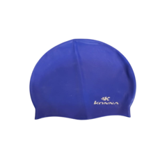 SET ANTIPARRA Y GORRA KONNA PODIUM ADULTO NATACIÓN EN COMBO MARINO - SOLO NATACIÓN