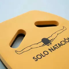 TABLA SOLO NATACIÓN CON AGARRE KICKBOARD NEGRO NARANJA en internet