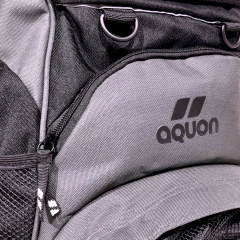 MOCHILA DE NATACIÓN AQUON GLOBAL 35 LITROS LISAS GRIS NEGRO - tienda online