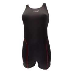 MALLA ENTERIZA C/PIERNA SOLO NATACION ART 8005 MUJER BASE NEGRA CON VIVO ROJO - comprar online