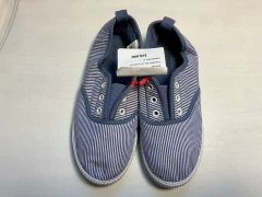 32 | Bronzini | Zapatillas tela sin cordones