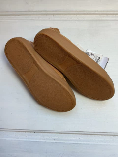 35 | Zara | Zapatillas SIN Uso con etiqueta - comprar online