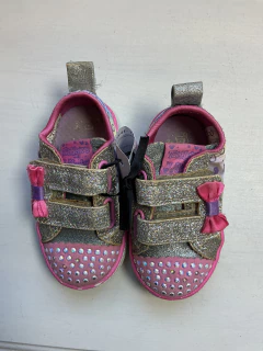 21 | SCKECHERS | ZAPATILLAS GLITTER LUCES