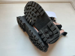 T29 | ZARA | BORCEGOS ROSA VIEJO Y NEGRO en internet