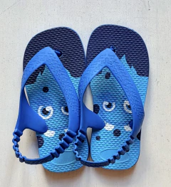 T 23/24 | N/A | ojotas azul monstruo