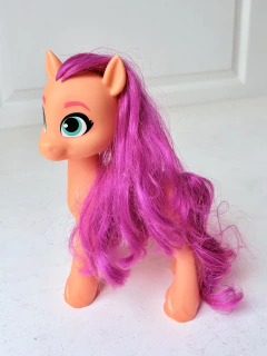 Hasbro My Little Pony naranja pelo fucsia 21cm - comprar online